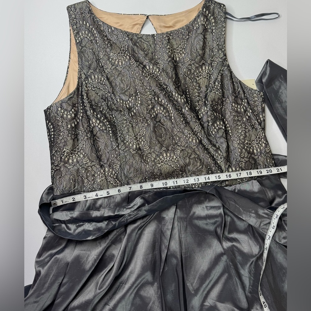 NWT Eliza J Taffeta & Lace Mix Media Ball Gown Womens Size 20W - Picture 15 of 15